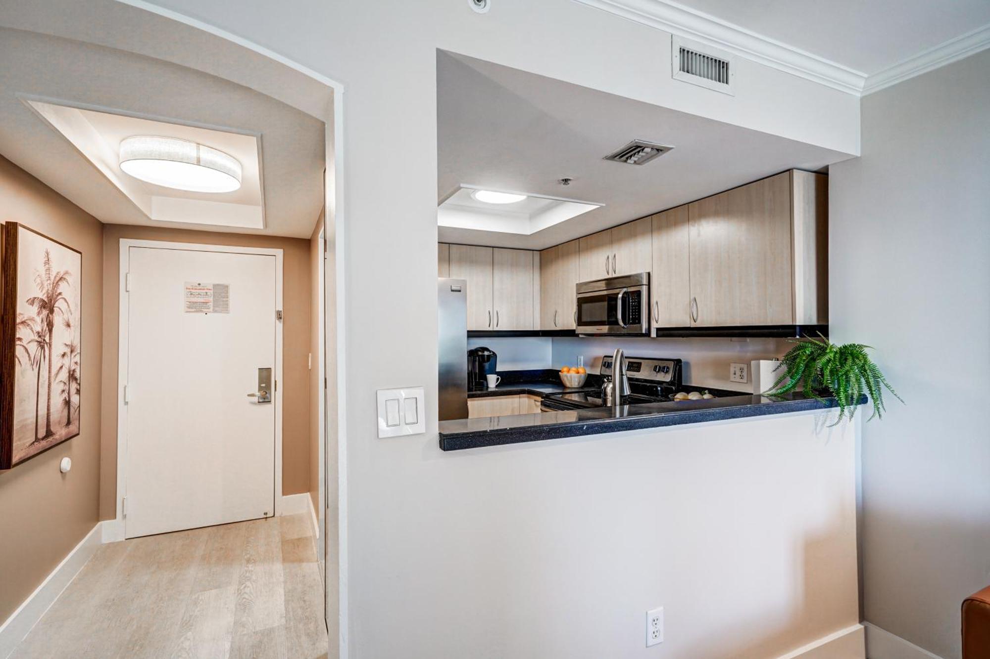 Coconut Grove Beauty 1 Bedroom Bayview With Free Parking Appartement