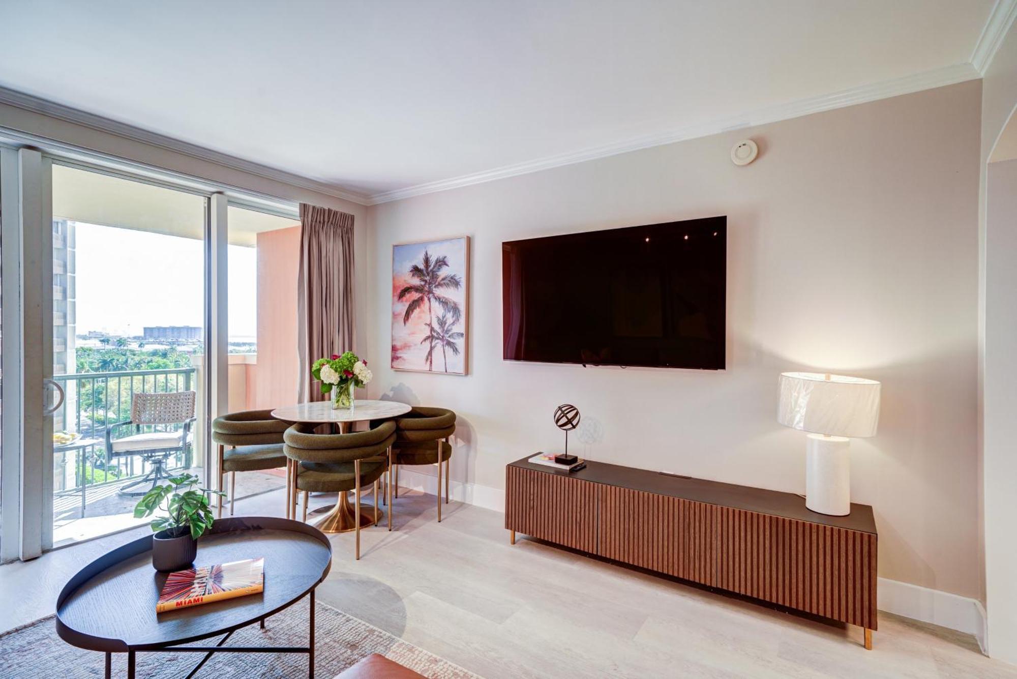Coconut Grove Beauty 1 Bedroom Bayview With Free Parking Appartement *